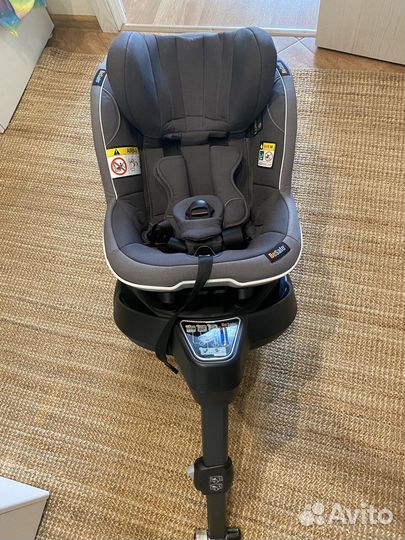 Автокресло 0+/1 BeSafe iZi Turn B i-Size