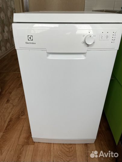 Посудомоечная машина Electrolux 45