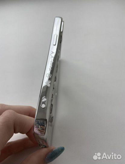 Чехол на iPhone 13 pro