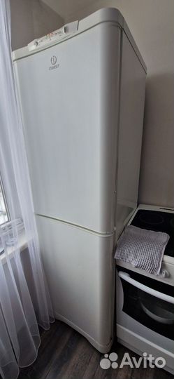 Холодильник indesit бу