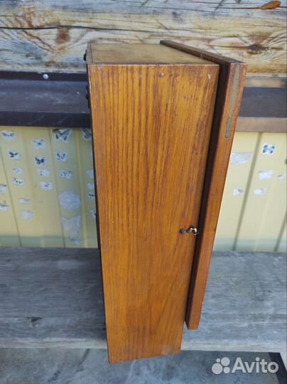 Часы настенные Янтарь требуется то