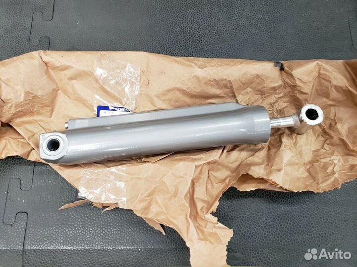 Новый Гидроцилиндр volvo-penta DPS-M SX-M