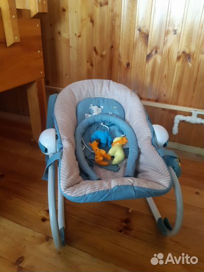 Шезлонг детский