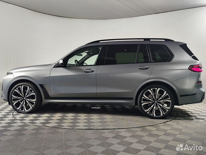BMW X7 3.0 AT, 2023, 15 000 км