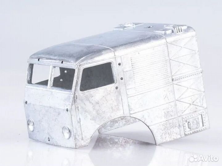 1:43 Сборная модель Паровой грузовой автомобиль нами-012