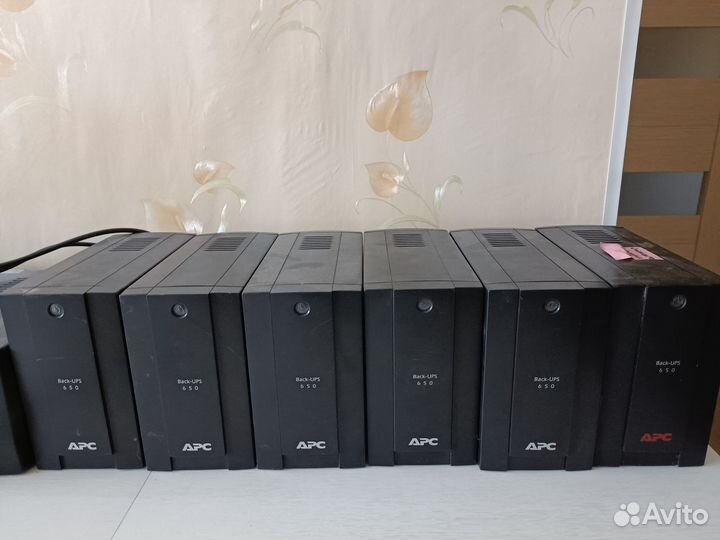 Ибп APC Back-UPS 500,650