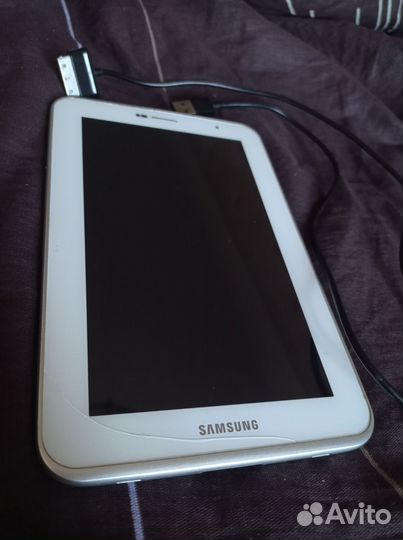 Планшет Samsung Galaxy Tab 2 7.0 P3100 с зарядкой