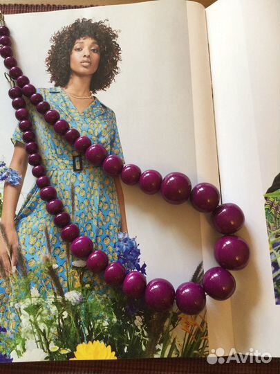 Бусы из пластика