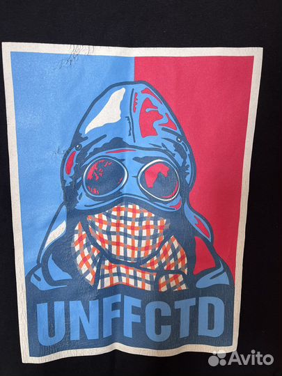 Футболка unaffected