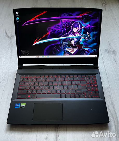 MSI Katana i7-11800H/16GB/1000GB/RTX 3070/144HZ