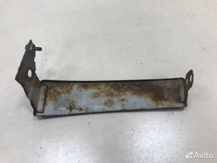 Накладка правая под фару правая УАЗ Патриот