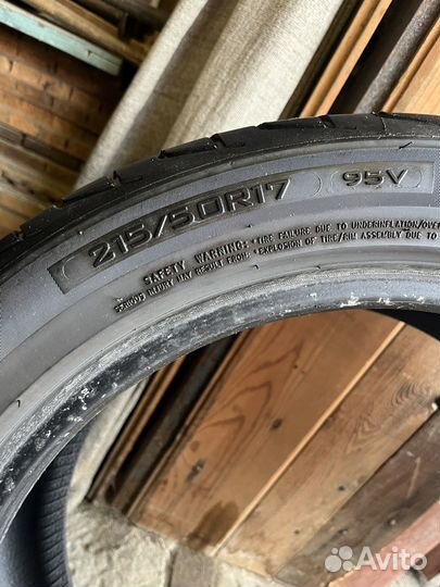 Triangle TR968 215/50 R17