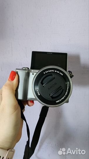Sony alpha a5000