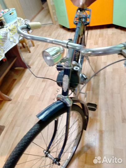 Велосипед с бензиновым мотором