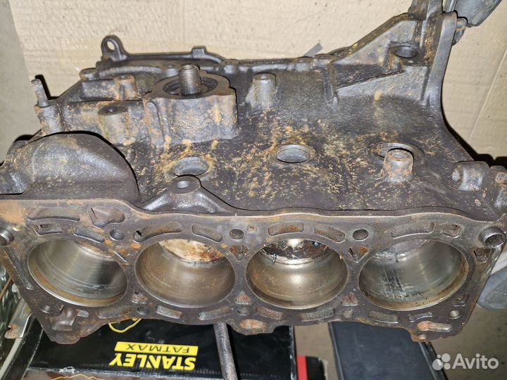 Блок цилиндров QG16DE