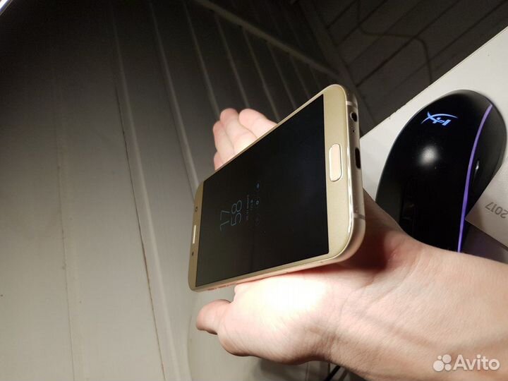 Samsung Galaxy A7 (2017) SM-A720F/DS, 3/32 ГБ