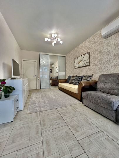 2-к. квартира, 52 м², 7/16 эт.