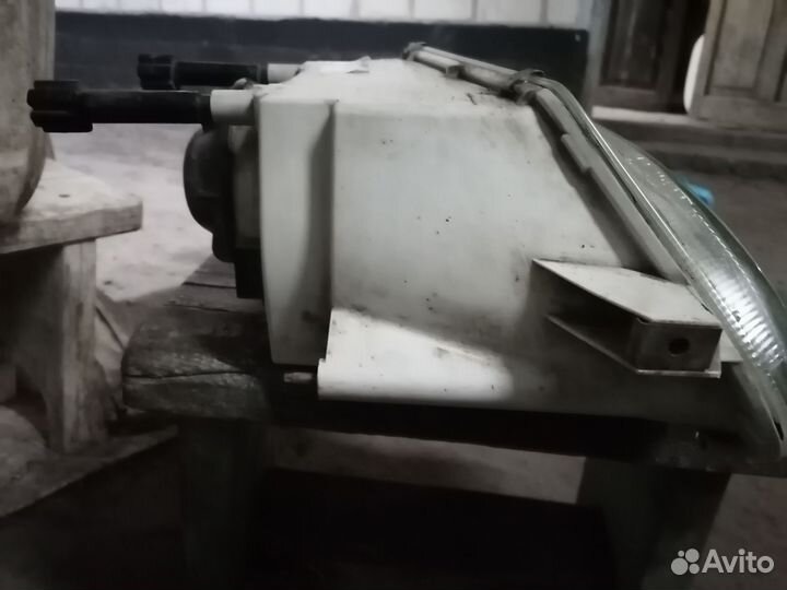 Фара 21114, левая