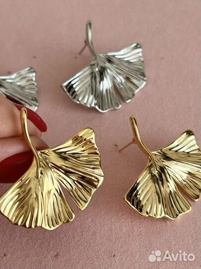 Серьги лепестки