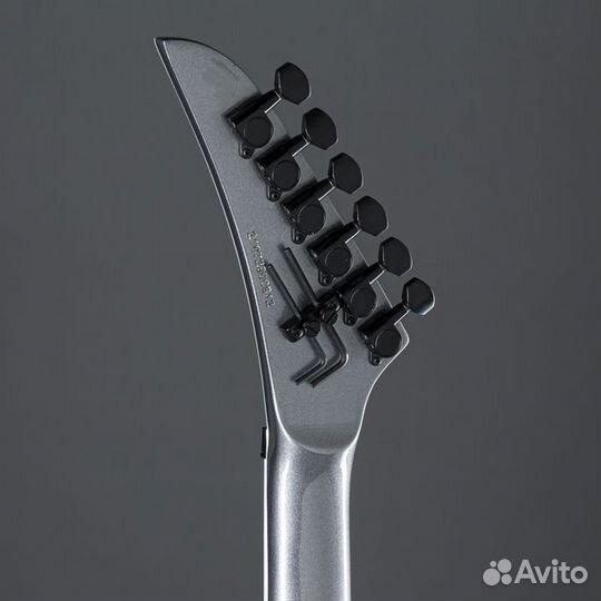 Новый Kramer Guitars SM-1 H Tronius Silver