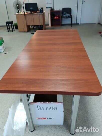 Стол для переговоров бу