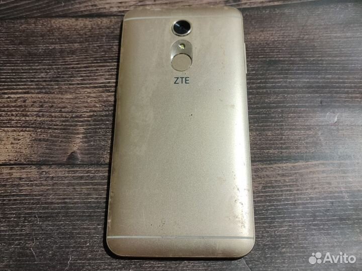 ZTE Blade A910, 3/32 ГБ