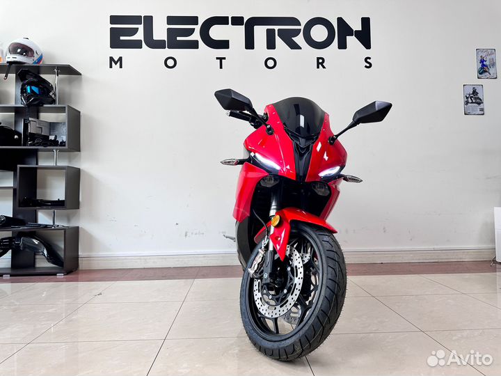 Электромотоцикл BMW RR