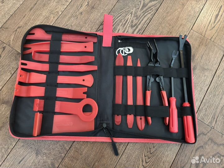 Съемники обшивки салона, пистонов, клипс для авто