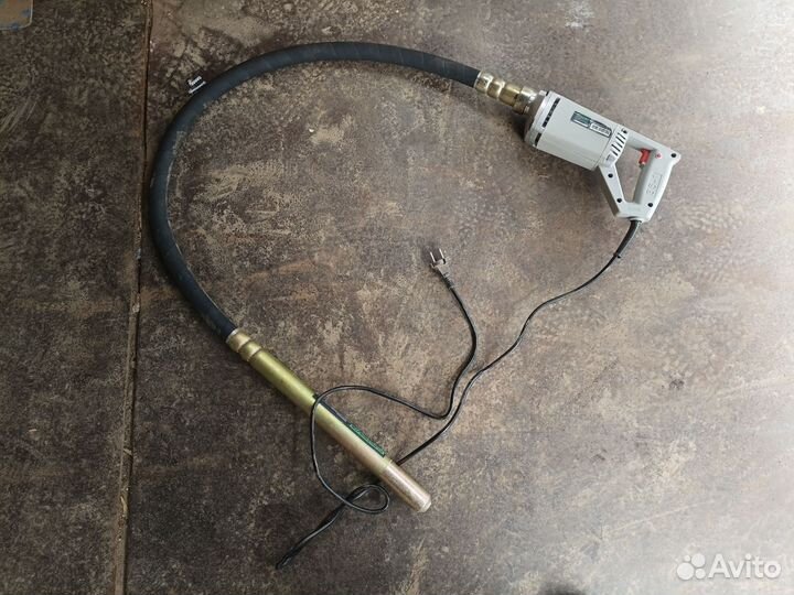 Вибратор, виброуплотнитель по бетону аренда