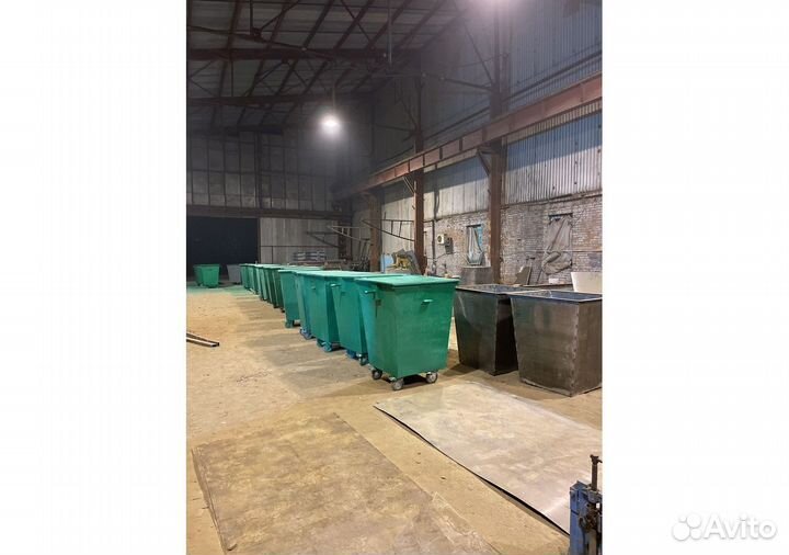 Мусорный контейнер