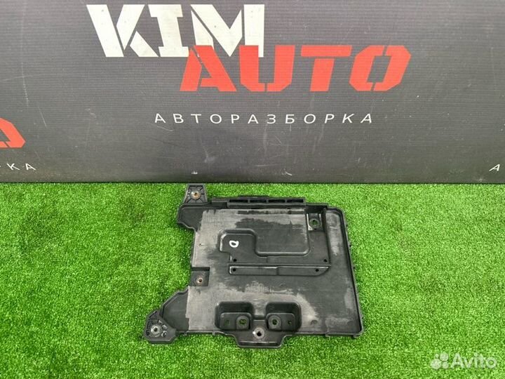 Площадка под АКБ Hyundai Solaris Hb 1.6 G4FC 2011