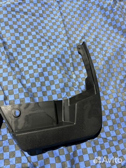 Передние Брызговики рено логан 2