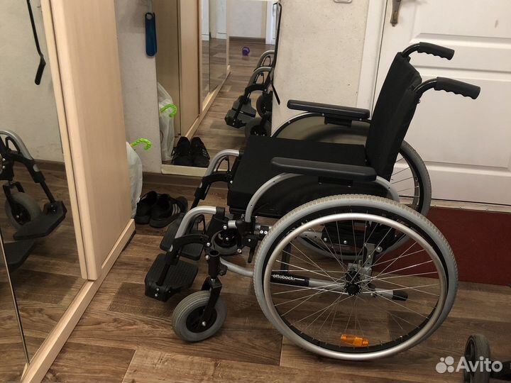 Инвалидная коляска складная бу