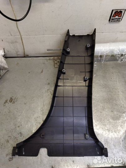 Обшивка стойки левая Kia Ceed ED 1.6 2009