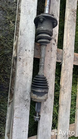 Привод (полуось ) передний правый Mitsubishi