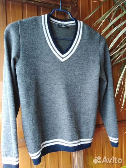 Пуловер для парня