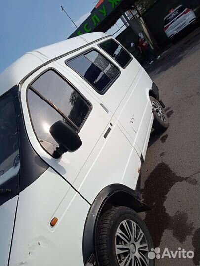 ГАЗ Соболь 2217 цельнометаллический, 2000