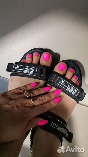 Маникюр Педикюр