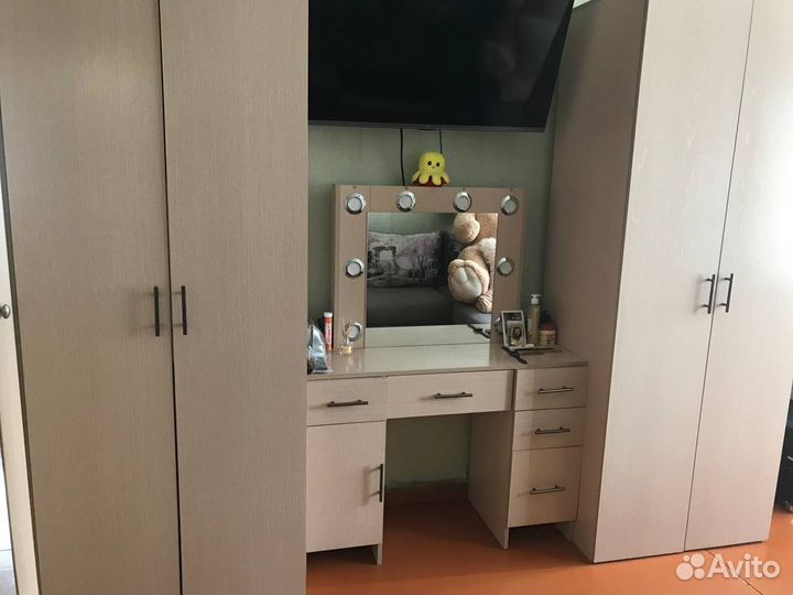 Продам 3 шкафа