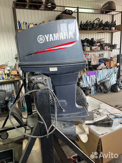 Лодочный мотор Ямаха AET 85 2х тактный 2015 г.в