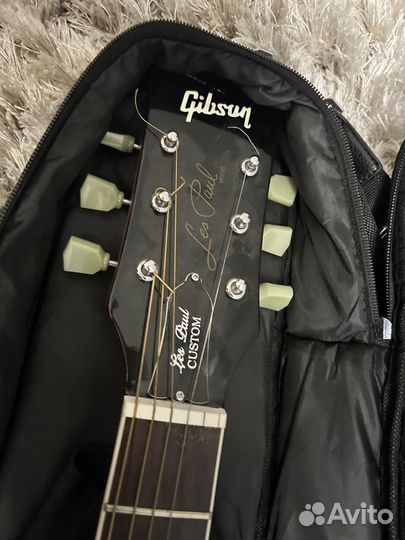 Гитара gibson