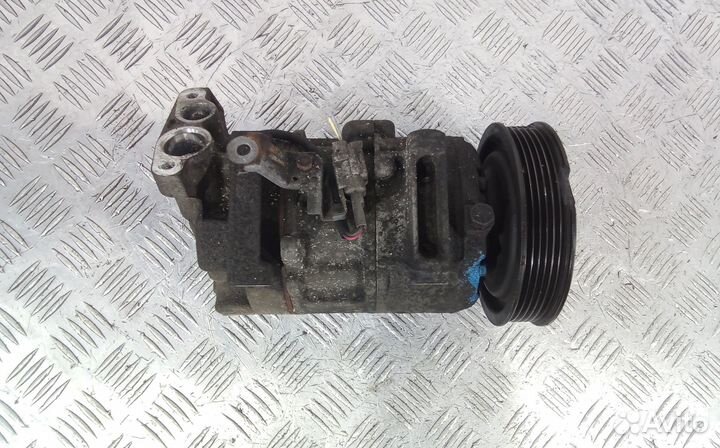 Компрессор системы кондиционирования Renault Megan