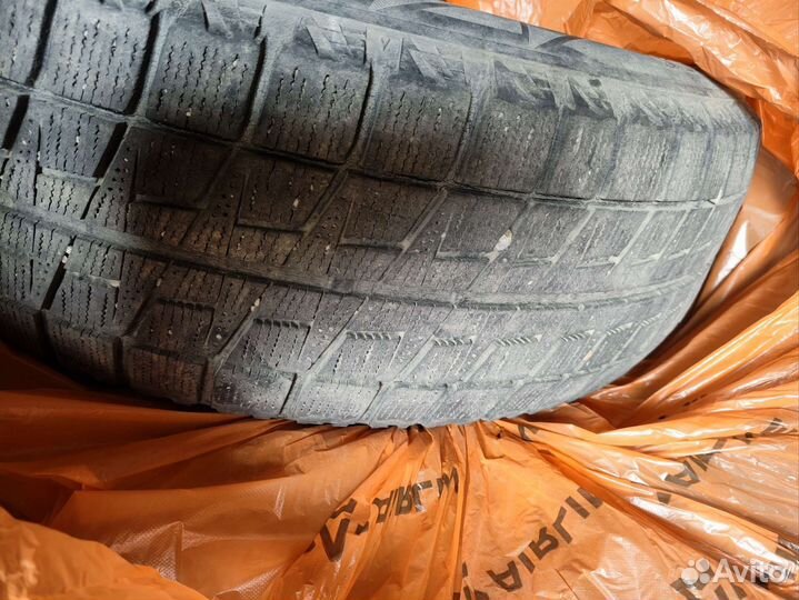 Bridgestone Blizzak Revo 969 16/60 R16
