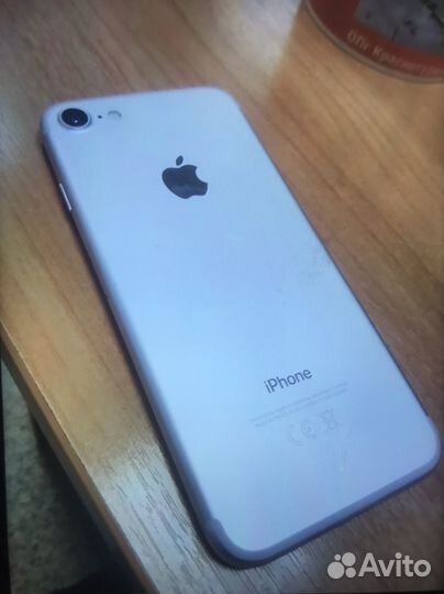 iPhone 7, 32 ГБ