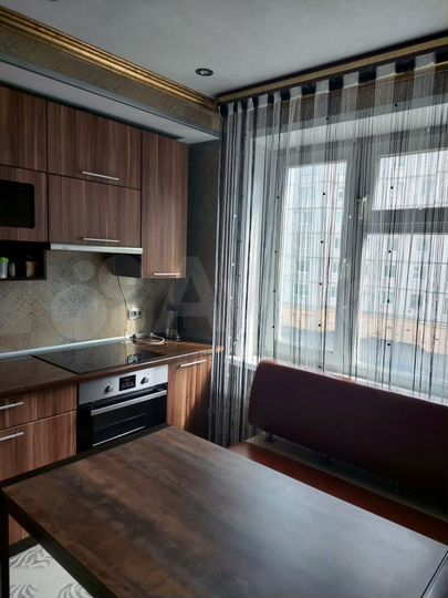 2-к. квартира, 50 м², 3/9 эт.