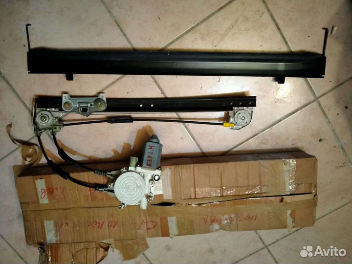Стеклоподъемник от бмв е39 левый