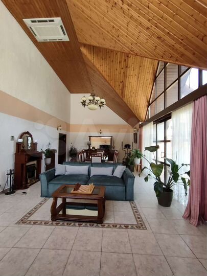 Дом 232 м² на участке 6 сот.