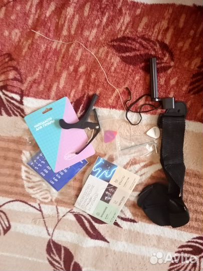 Акустическая гитара DaViNci