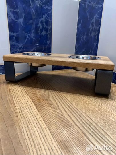 Миска для животных на подставке