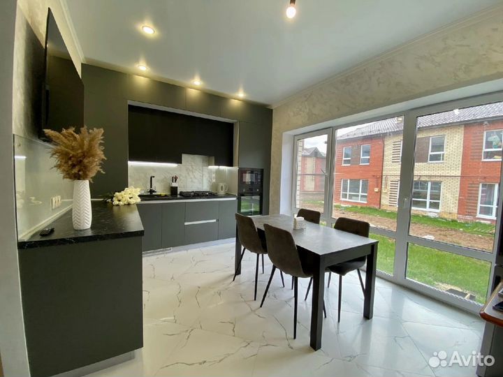 Кухни на заказ от фабрики